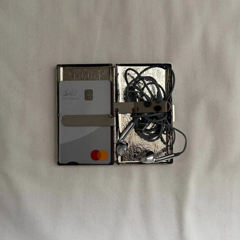 Hollis Cardholder Wallet Chrome